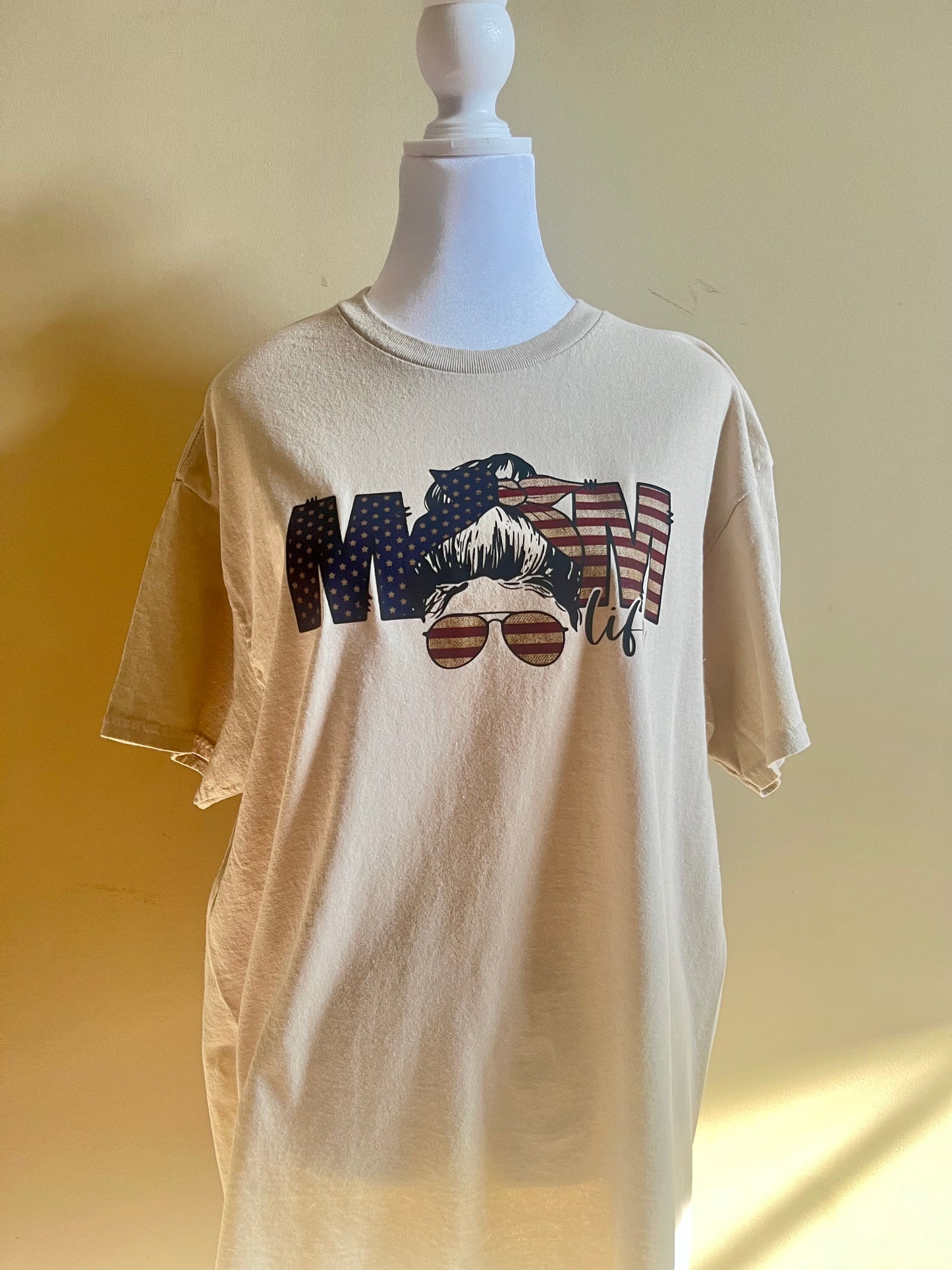 Patriotic MOM -USA Flag TShirt - Celebrate Independence Day July 4th