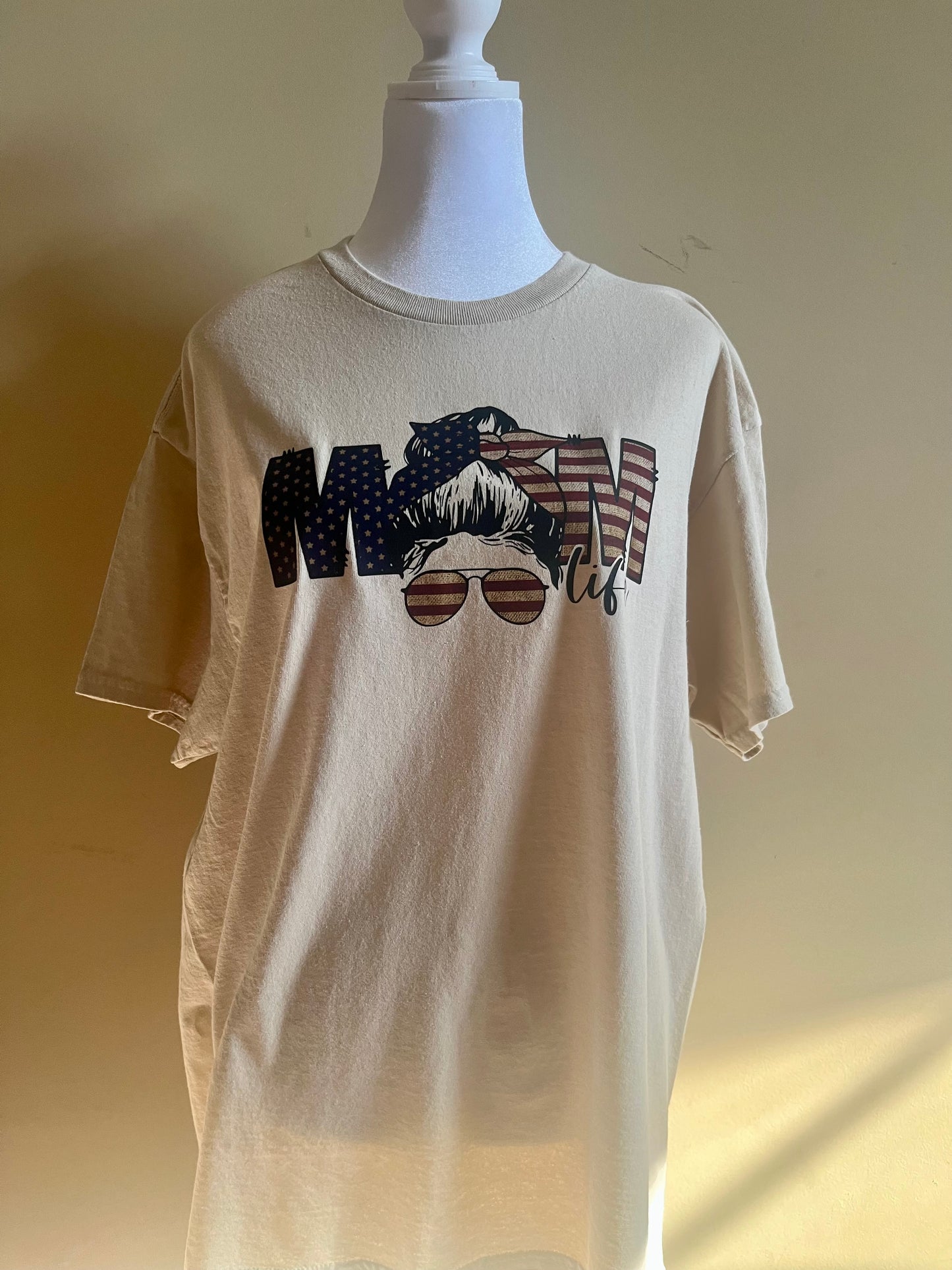 Patriotic MOM -USA Flag TShirt - Celebrate Independence Day July 4th