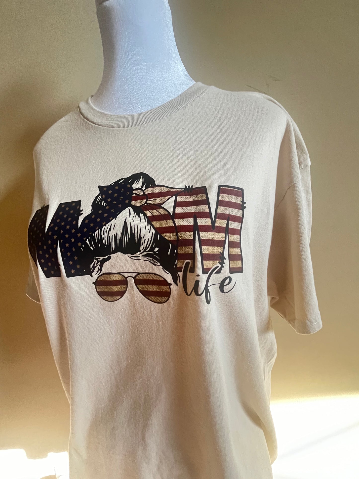Patriotic MOM -USA Flag TShirt - Celebrate Independence Day July 4th