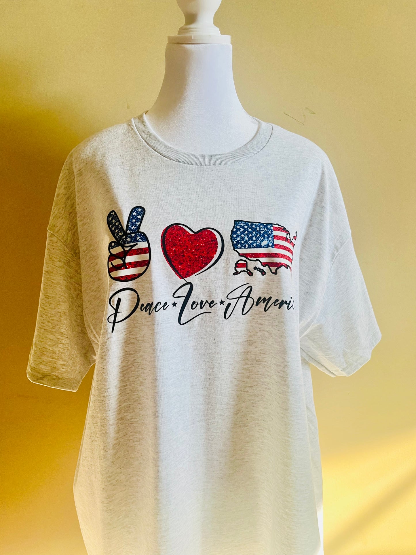 Peace+Love+America - 4th of July - America's Independence Day