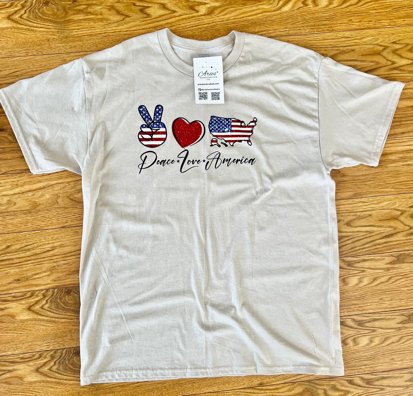 Peace+Love+America - 4th of July - America's Independence Day