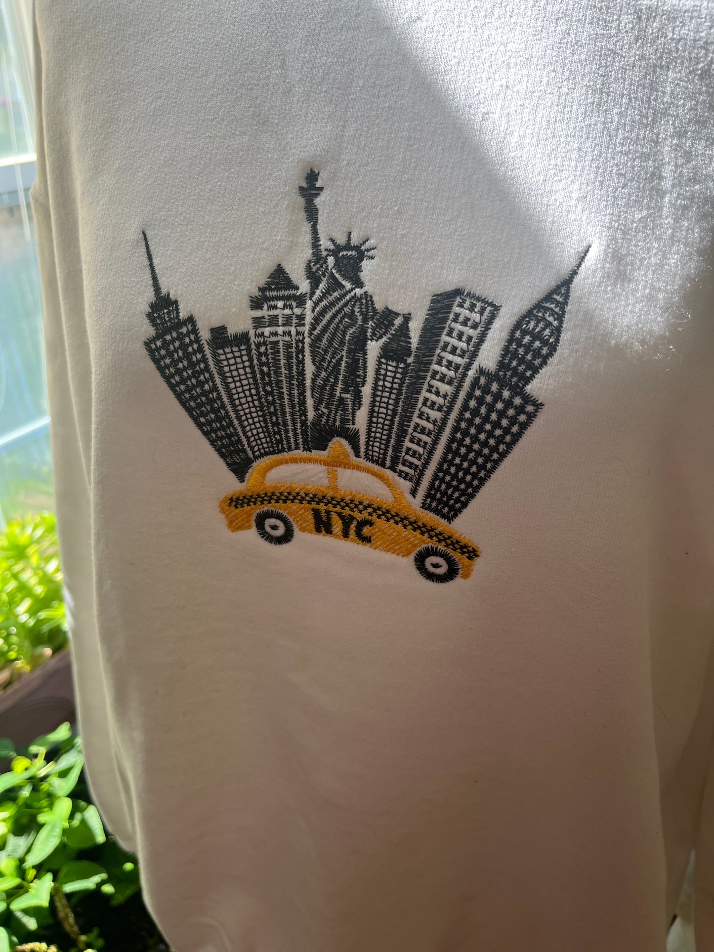 New York City and Yellow Cab embroidered crew neck