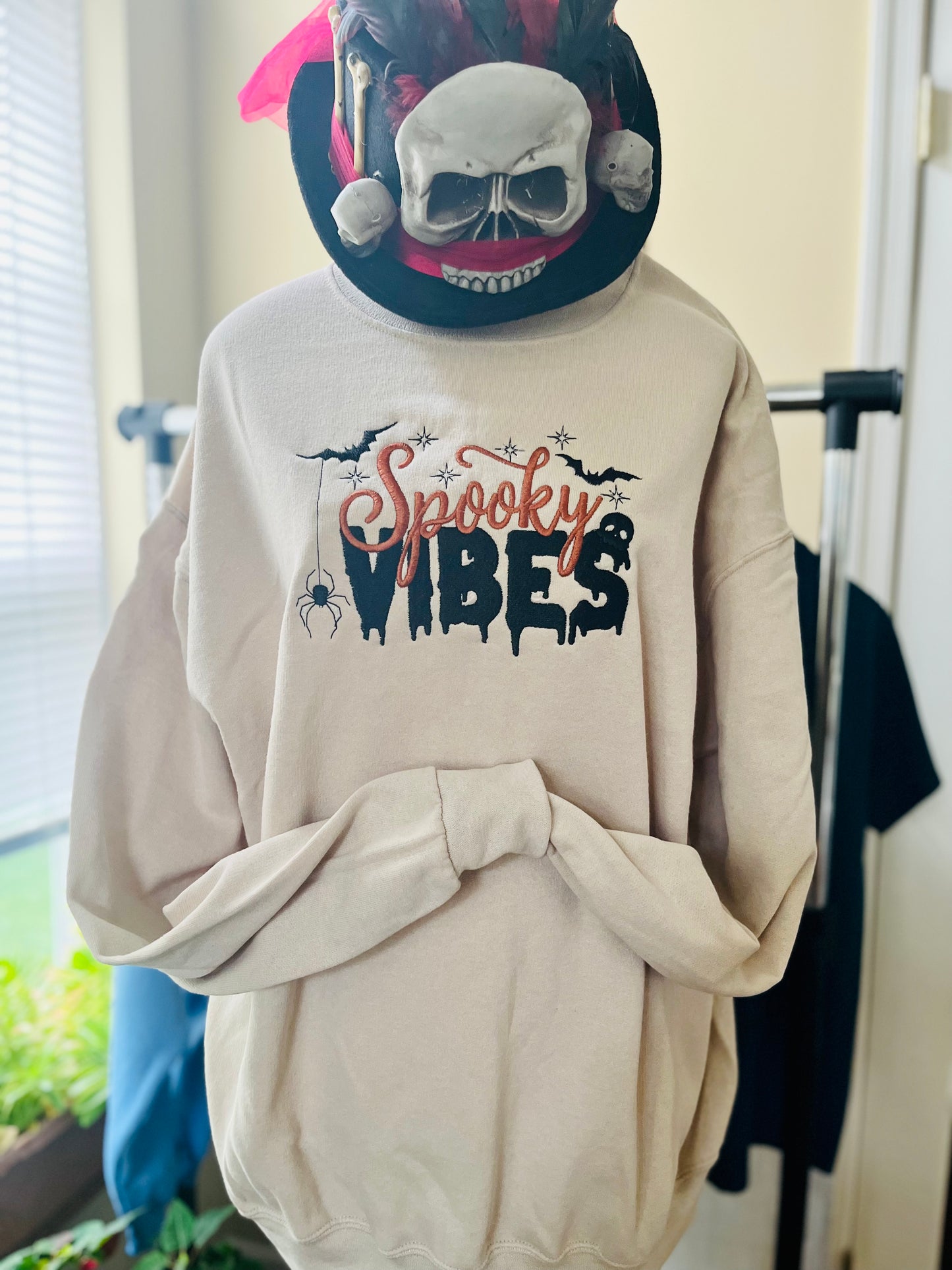 Spooky Vibes embroidered crew neck