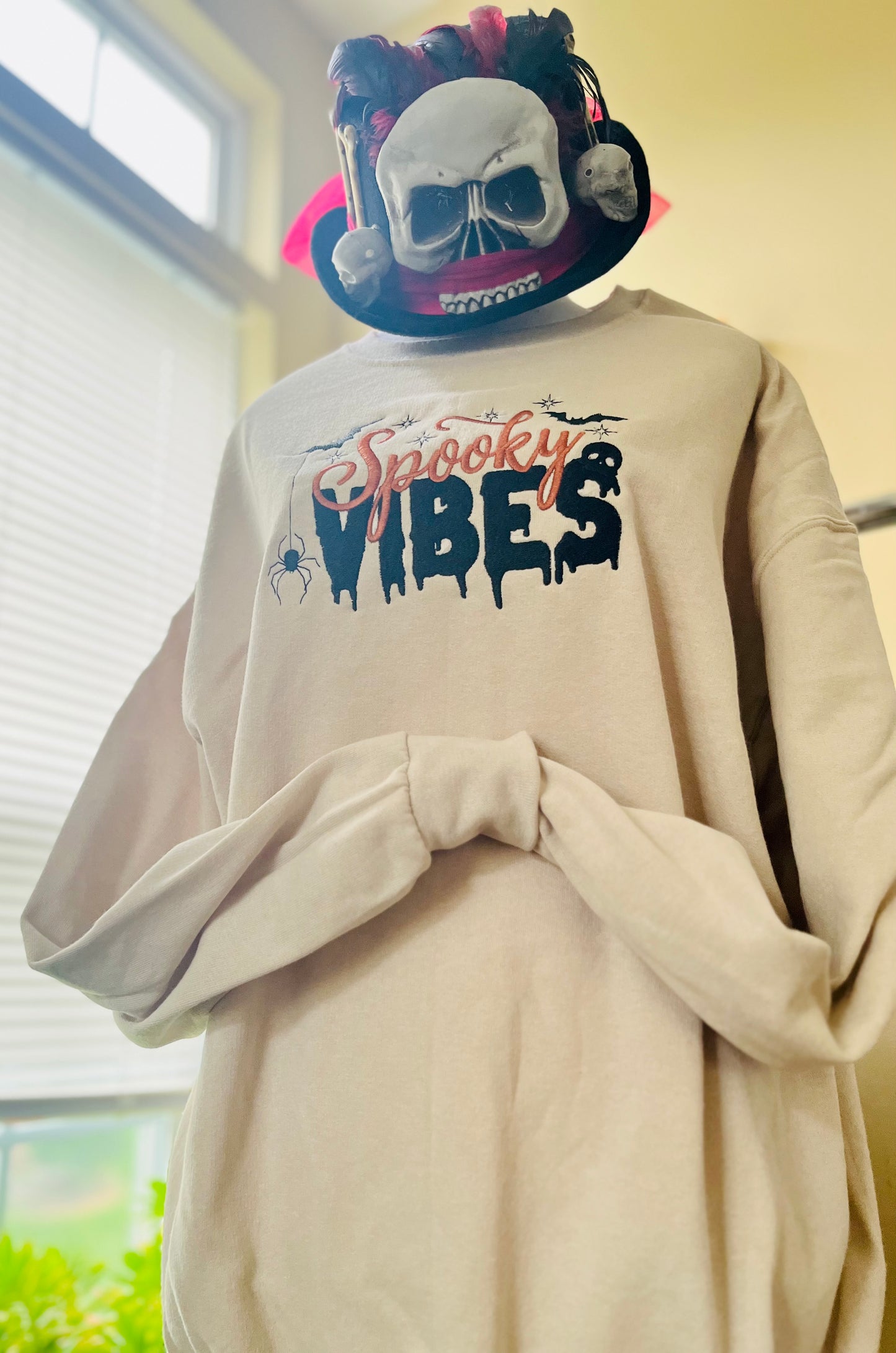 Spooky Vibes embroidered crew neck