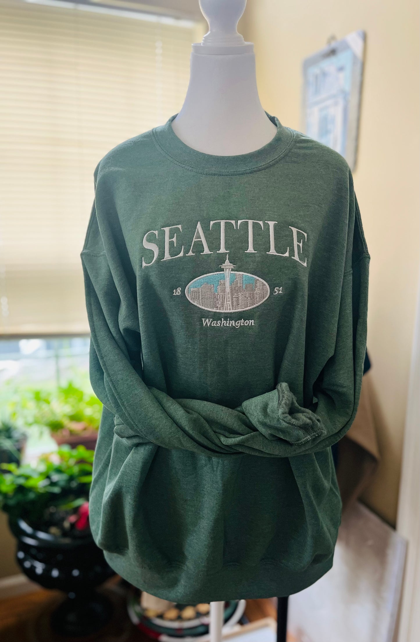 Seattle, Washington Embroidered Crewneck long sleeve