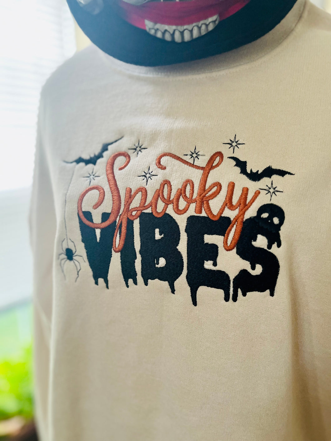 Spooky Vibes embroidered crew neck